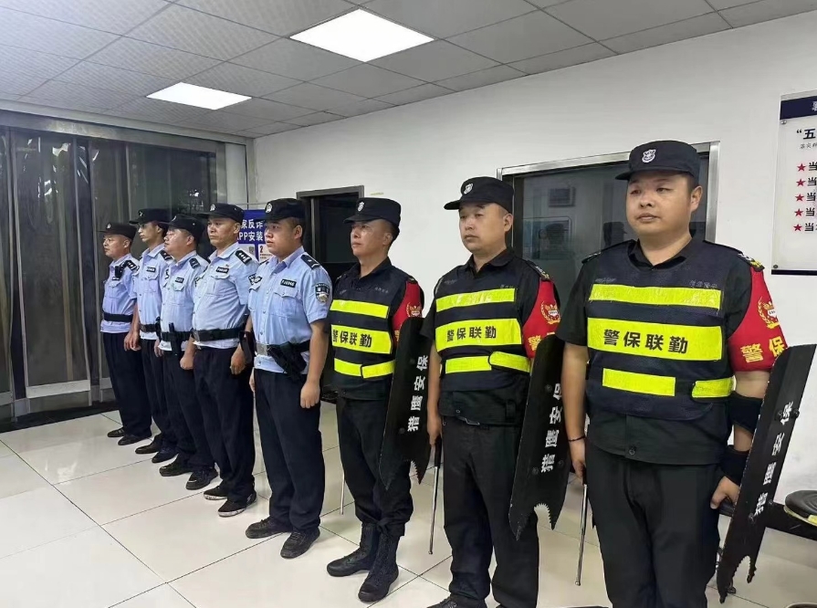 【警保聯勤】巡邏途中遇車禍，警保合力共救援